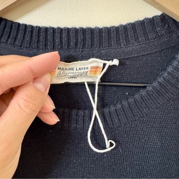 🚢 Marine Layer Thompson Stripe Sweater in Sky Captain - Picture 4 of 5